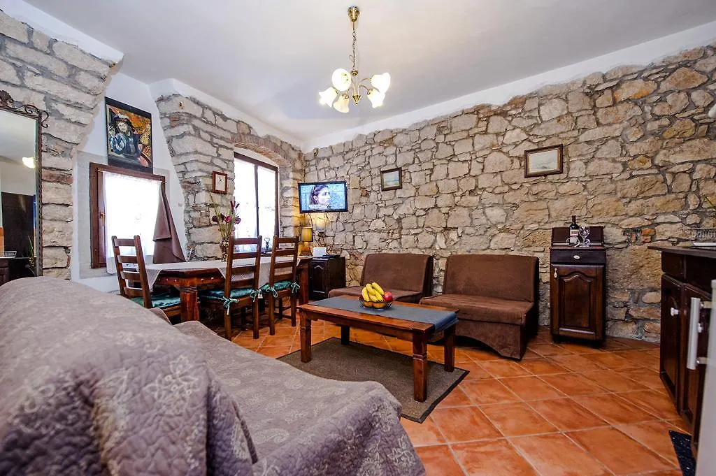 Apartments Taylor Rovinj 0*,  Croatia